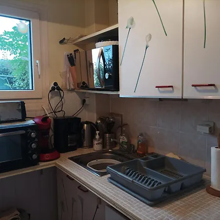 Appartement Plaisir A La B *